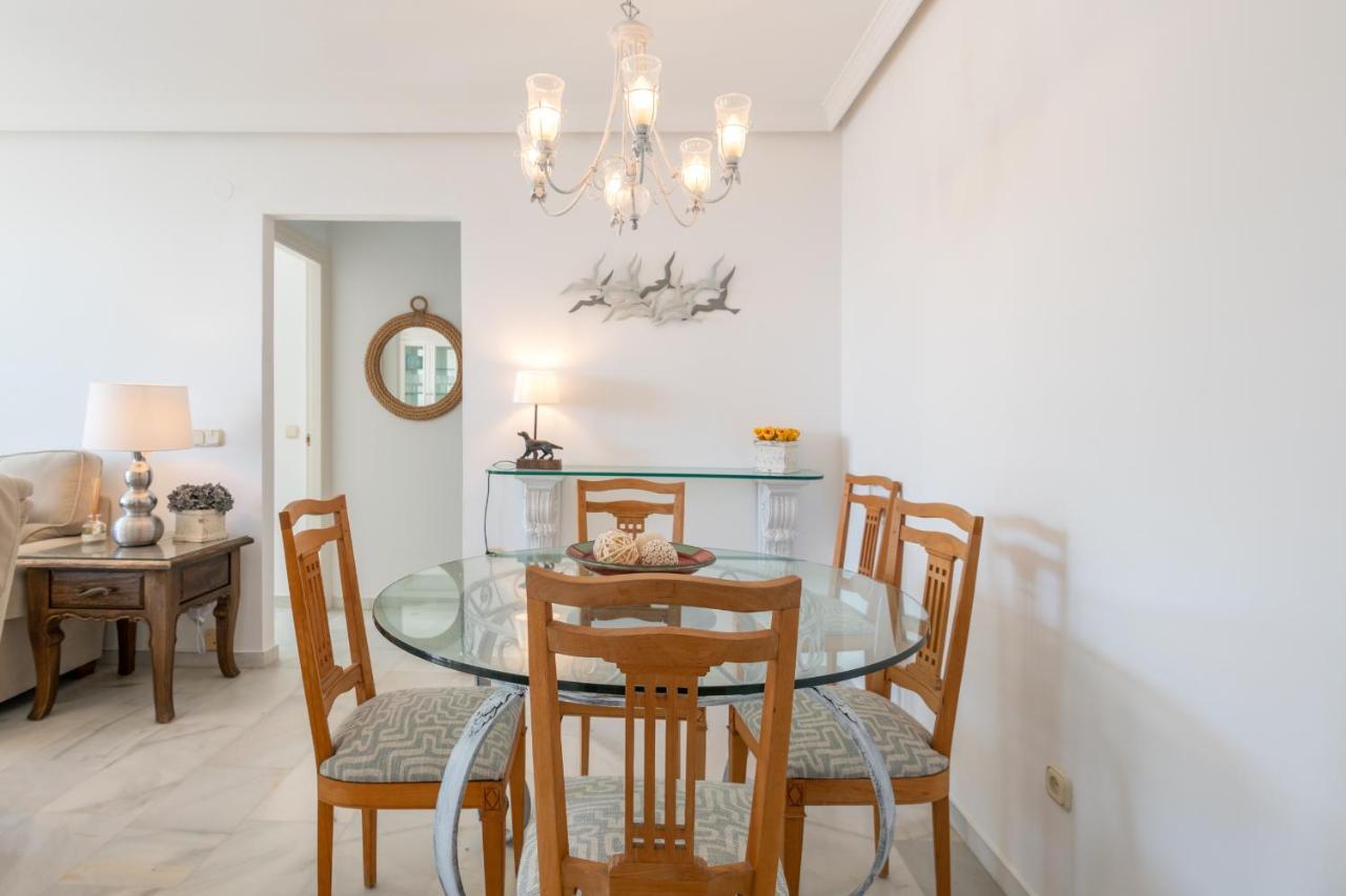 Apartamento Familiar Vistas Al Mar By Rent Me Estepona Exteriör bild