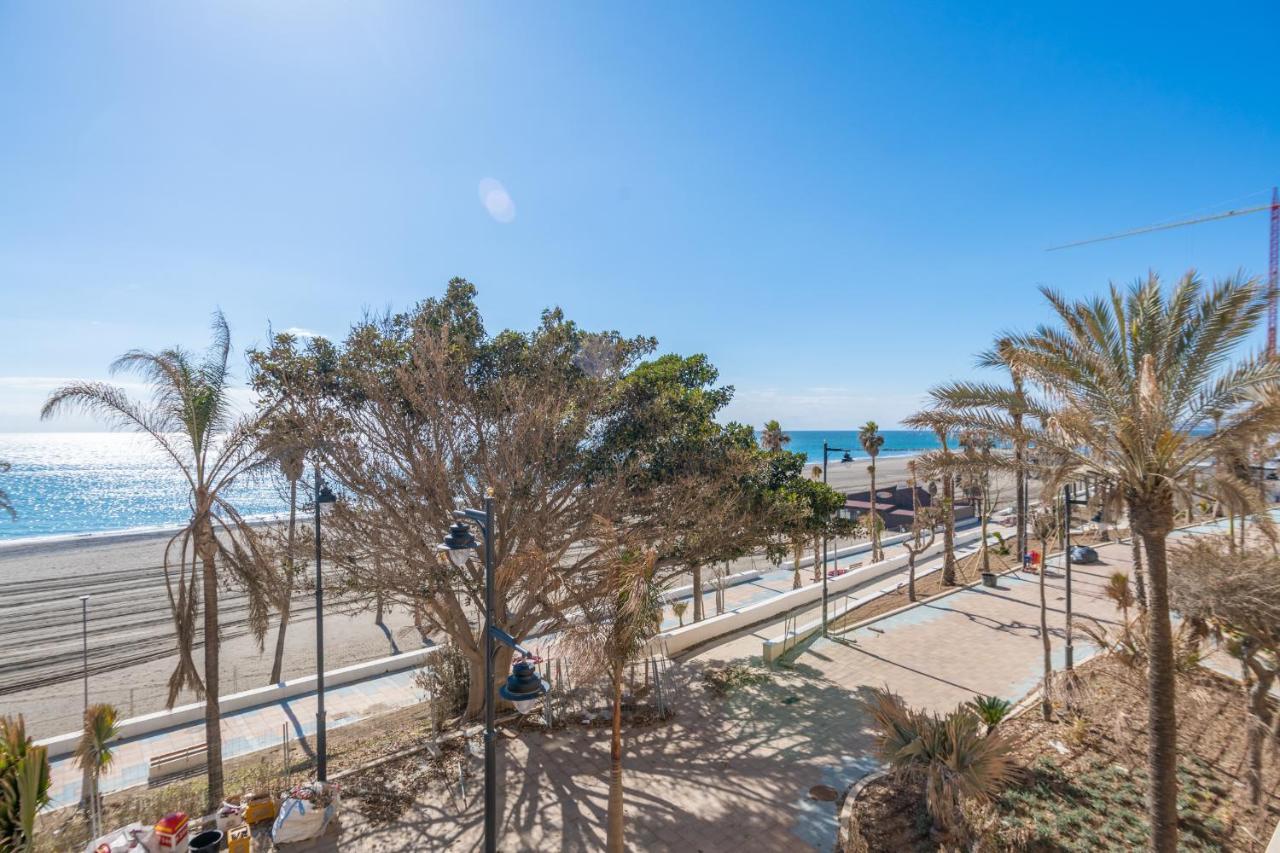 Apartamento Familiar Vistas Al Mar By Rent Me Estepona Exteriör bild